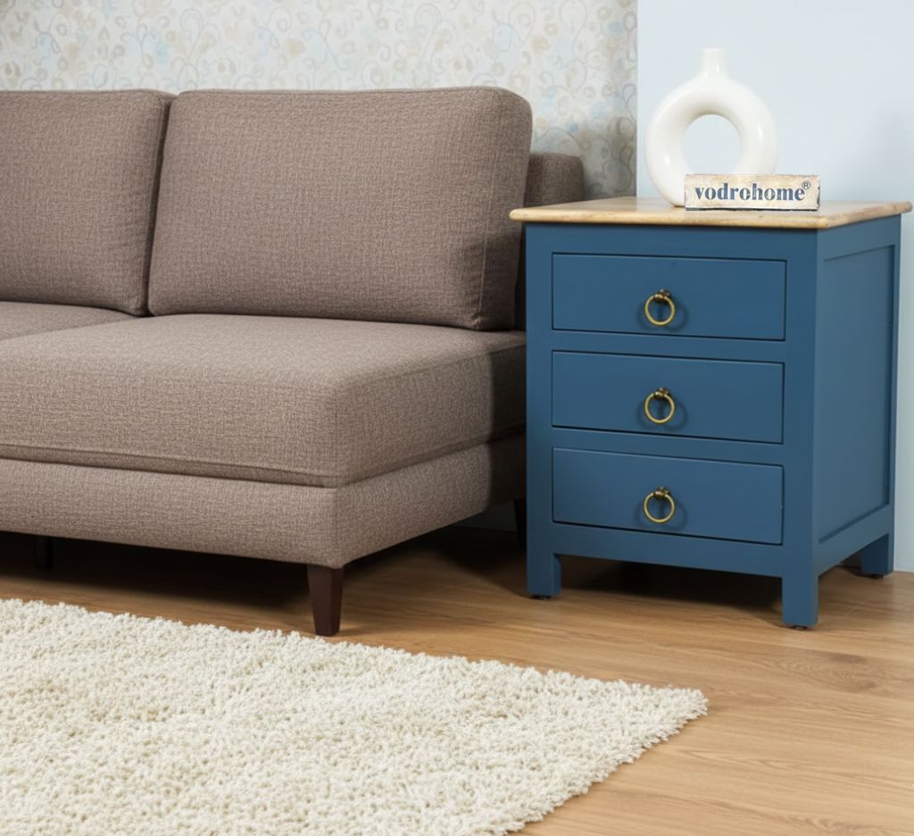 Vodrohome Solid mango wood bedside table - three drawers night stand end table 45x35x50 cm S#021