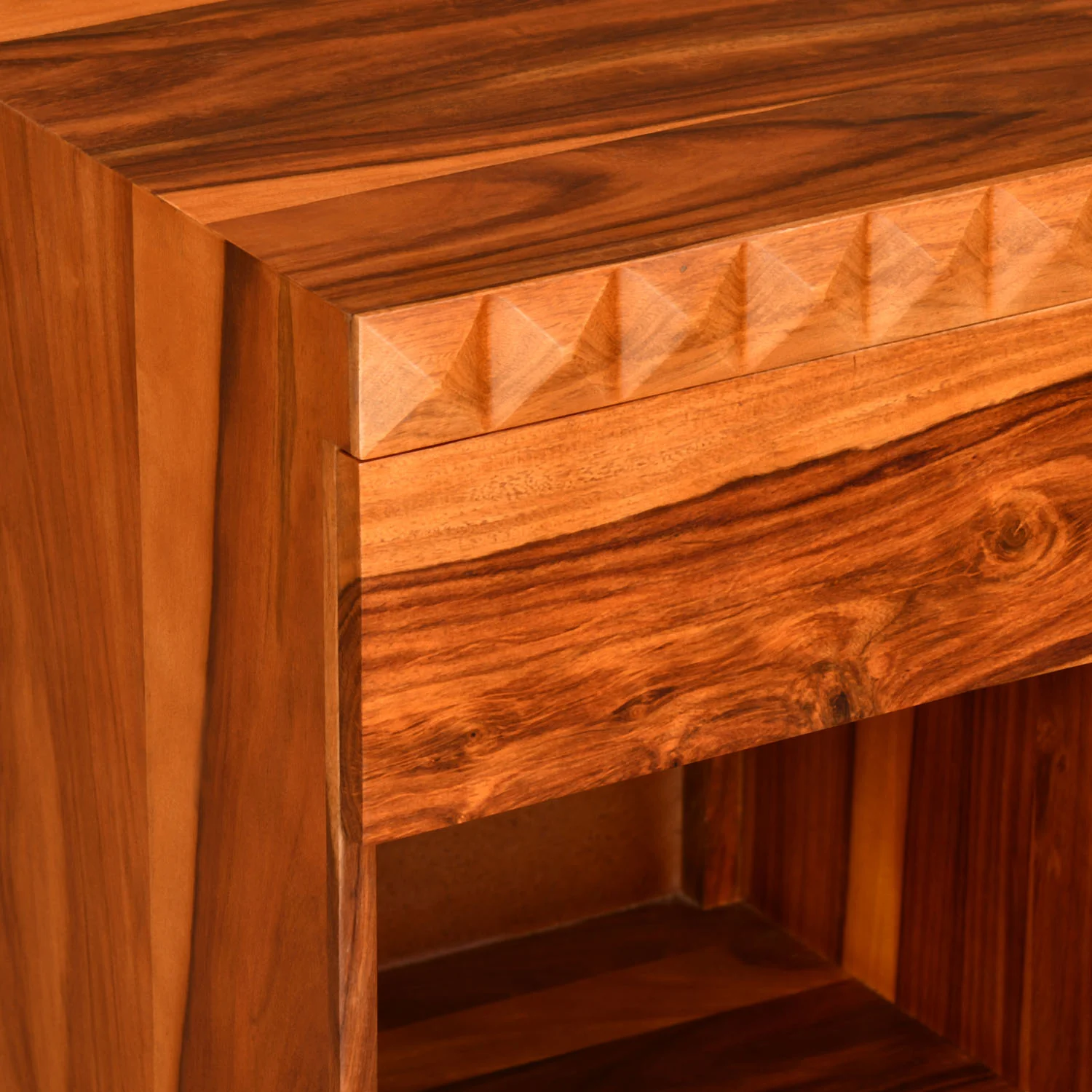 Vodrohome Sheesham wood bedside table with 1 drawers and an open compartment 45x40x50 cm  S#024 - vodrohome