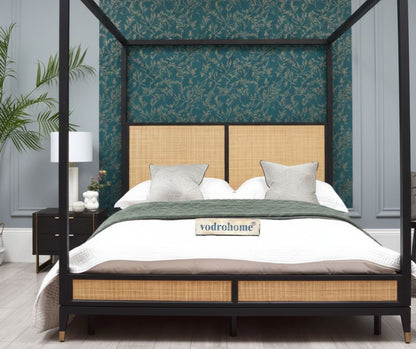 Vodrohome Lucia Solid Mango Wood Four-Poster Bed (Natural & Black) B#016