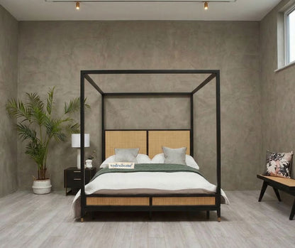 Vodrohome Lucia Solid Mango Wood Four-Poster Bed (Natural & Black) B#016