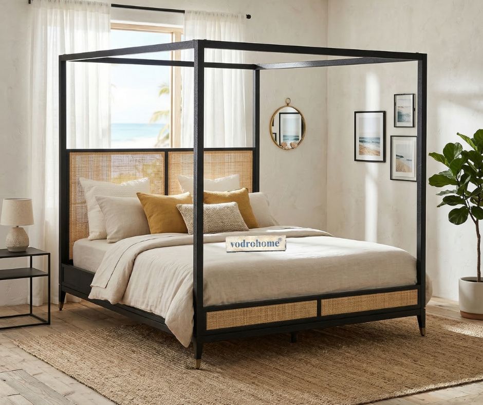 Vodrohome Lucia Solid Mango Wood Four-Poster Bed (Natural & Black) B#016